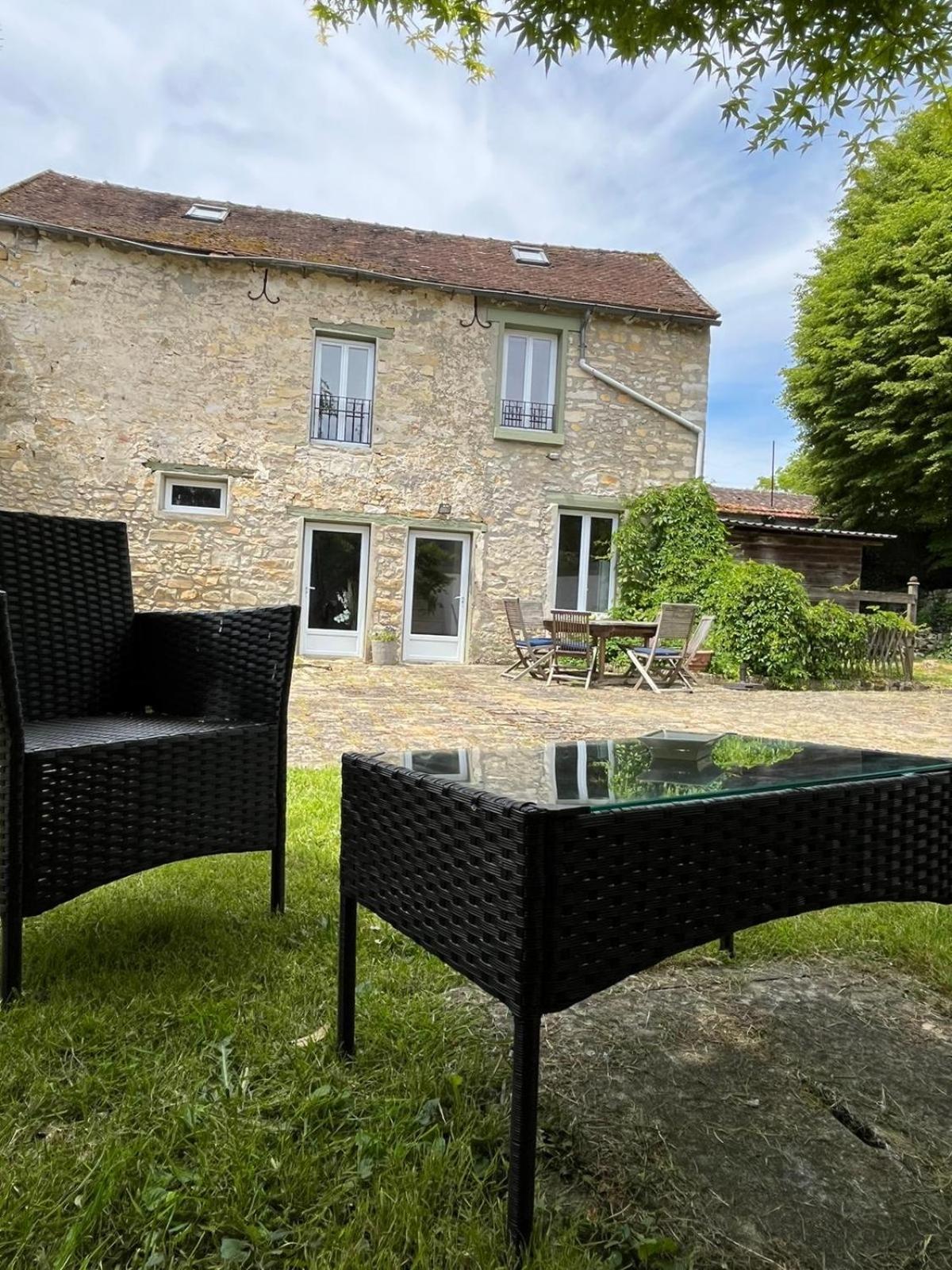 Les Ecuries Bed & Breakfast Recloses Dış mekan fotoğraf